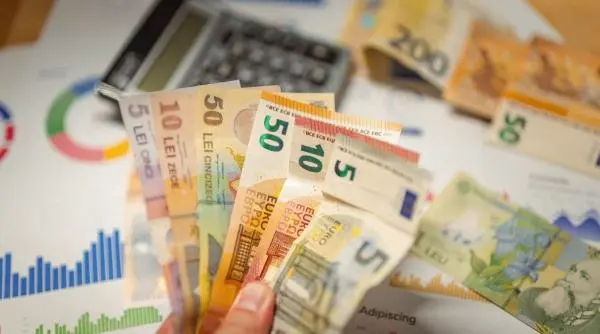 Câștigă 5.800 de euro pe lună în Irlanda, dar vor să se întoarcă la Timișoara. Calculele unei românce și reacțiile