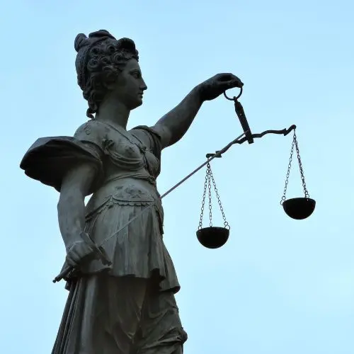 Horoscop zilnic pentru 7 octombrie 2026: Alinierea Marte-Uranus aduce inițiativă și creație