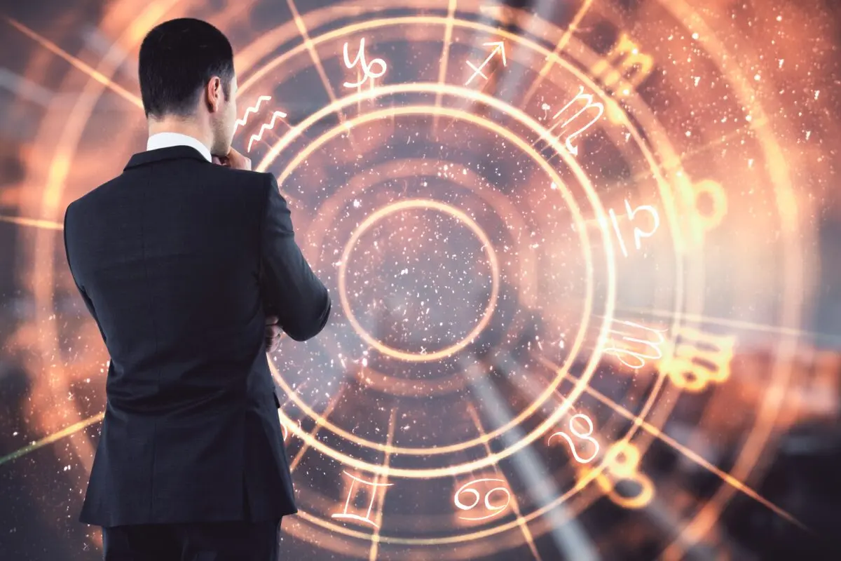 Horoscop carieră azi: trei zodii găsesc succes, altele trebuie să fie atentă la bani